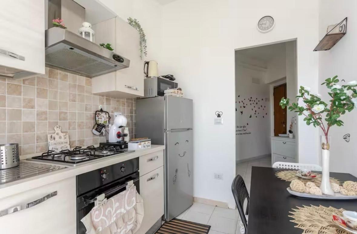 Fefe'S House Apartment โรม ภายนอก รูปภาพ